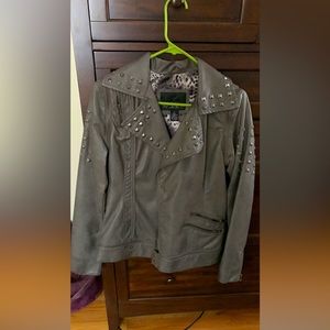 Gray Moto faux leather jacket w/ zip off sleeves & studs - Daytrip/ Buckle